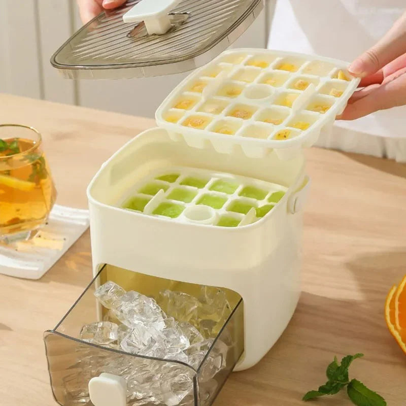 De StanleyChill™ EasyIce Maker